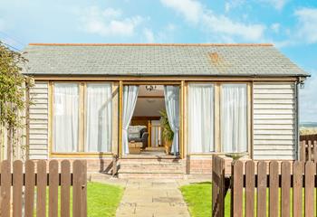 The Old Smithy is an oak frame lodge perfect for a romantic getaway.