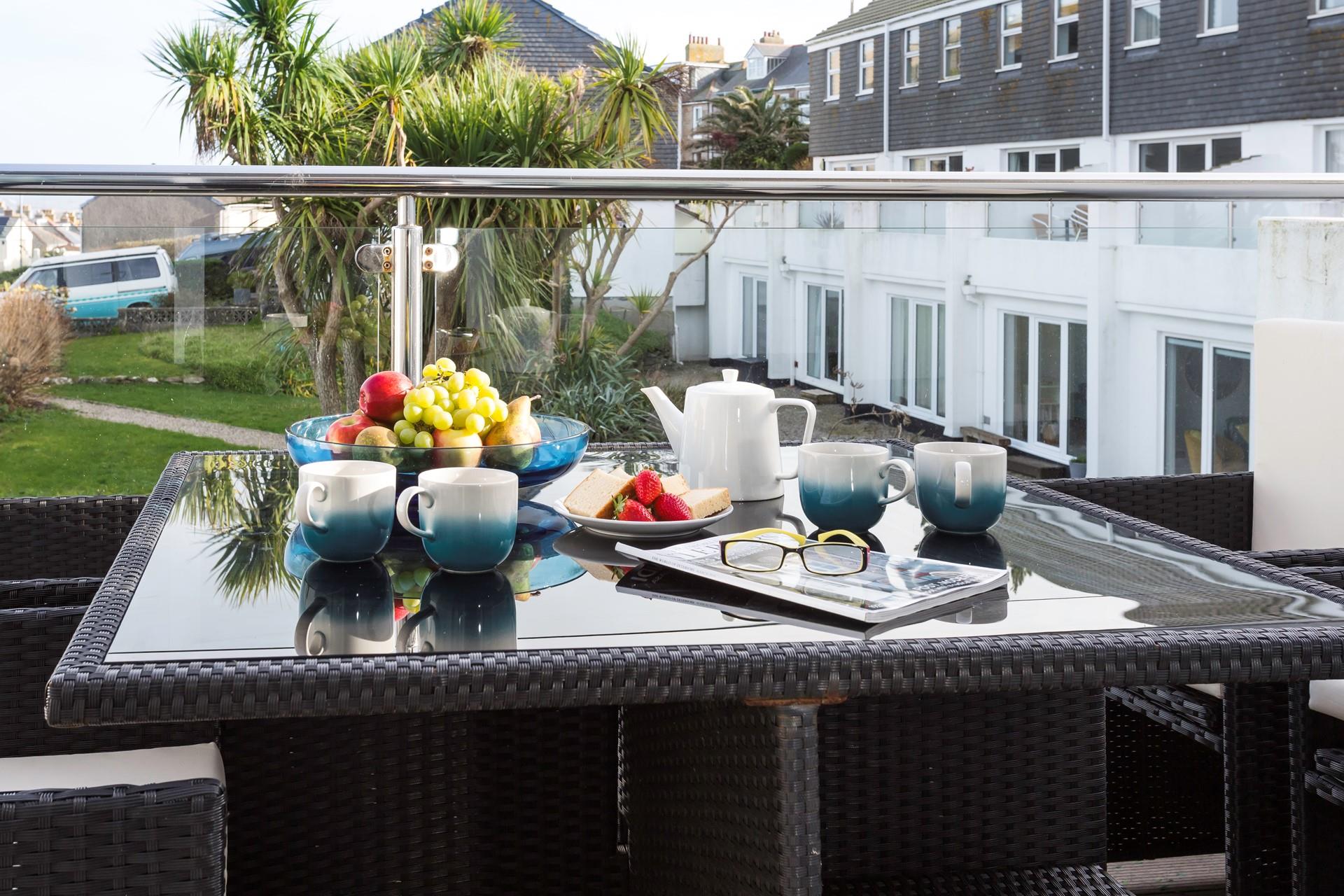 This quaint spot is perfect for summer evenings dining al fresco or for simply listening to St Ives wake up whilst you sip your morning coffee.