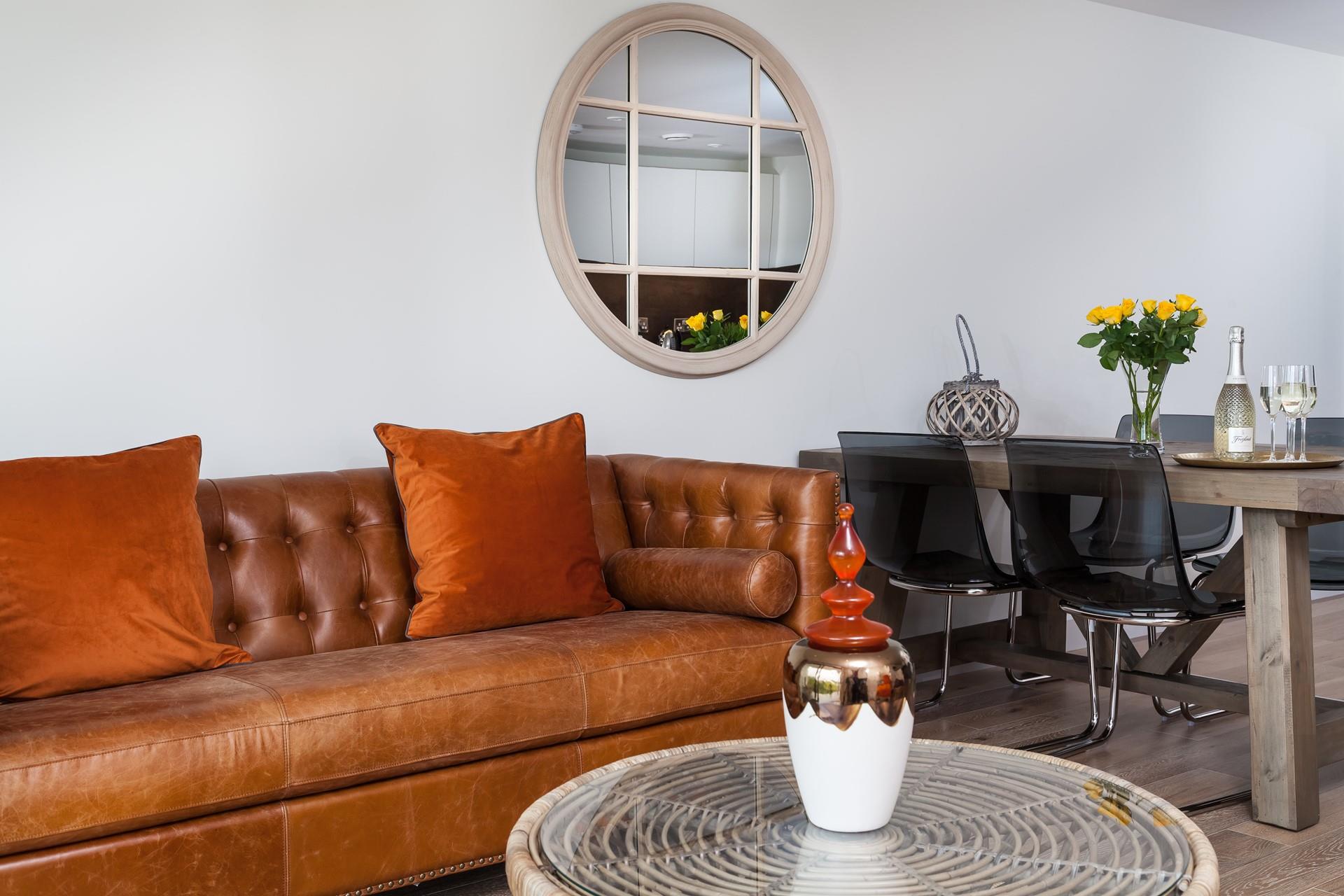 Every piece of interior decor has been perfectly selected to compliment the modern apartment. 