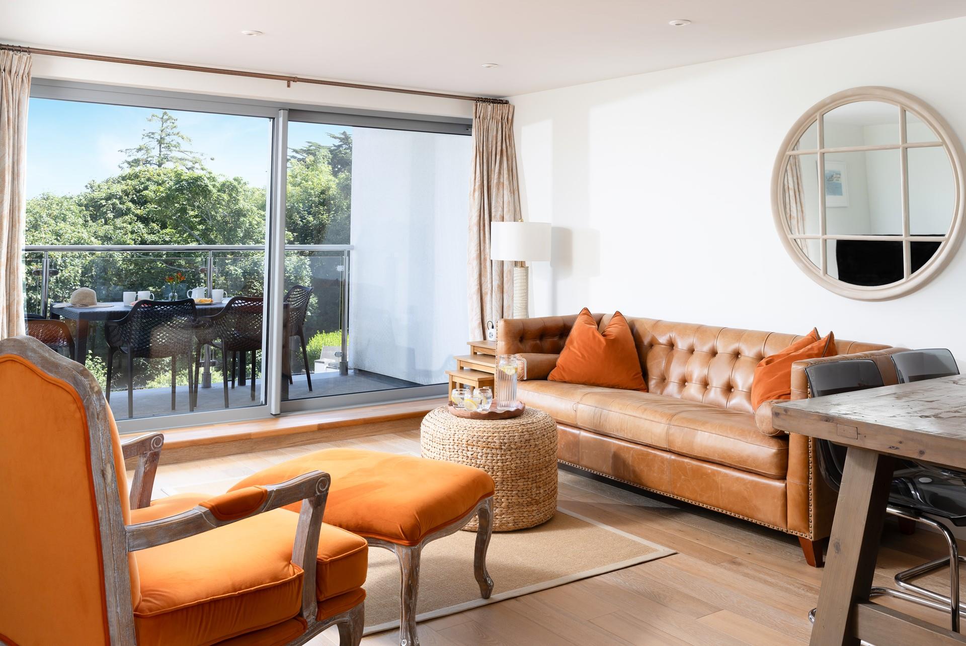 Every piece of interior decor has been perfectly selected to complement the modern apartment. 