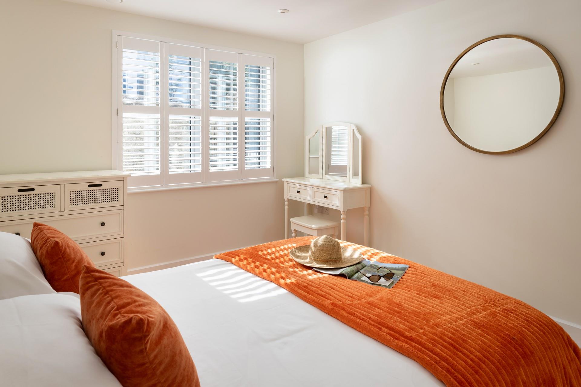 Wake up and sip your morning cuppa whilst deciding on the plans for the day.