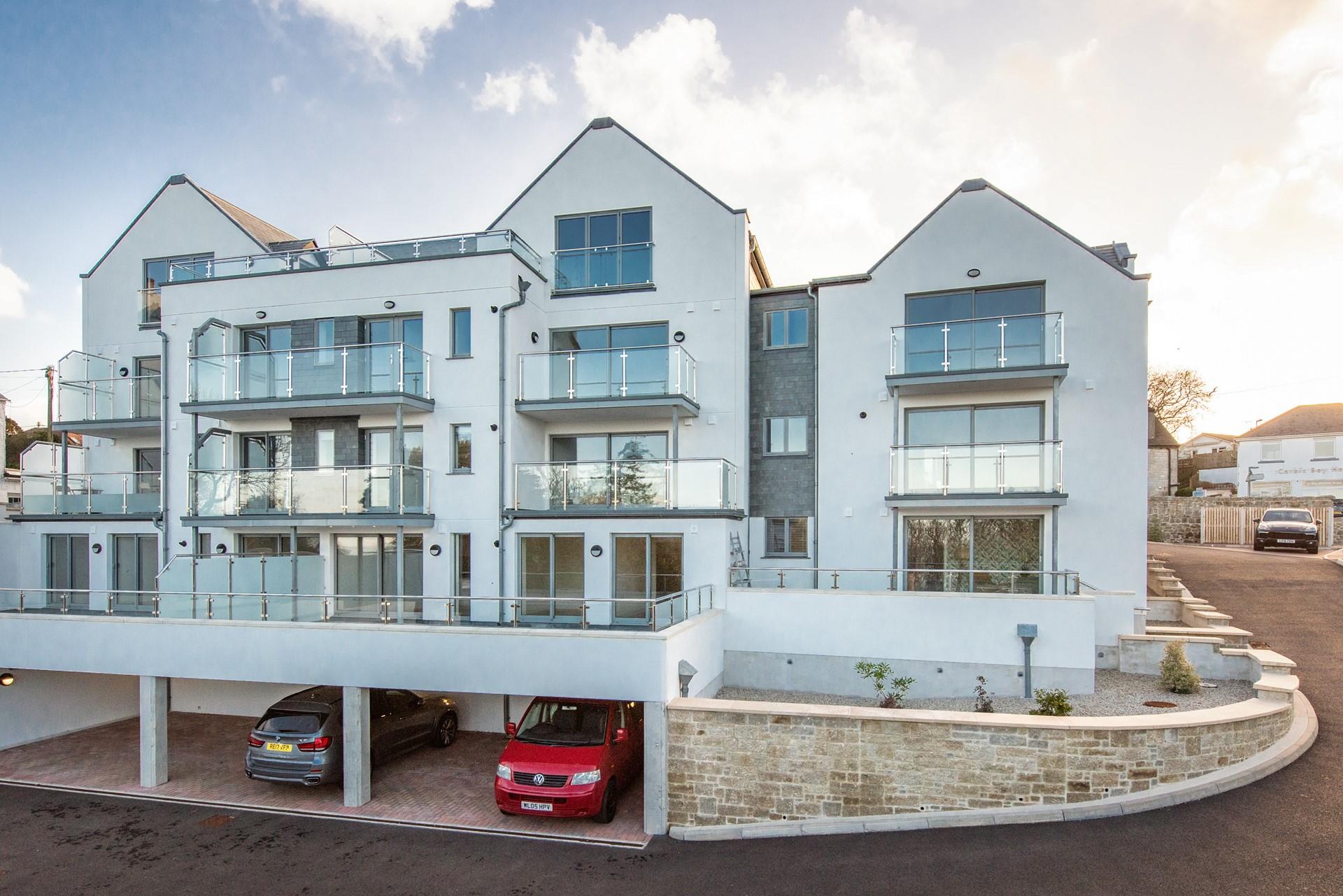 The development overlooks Carbis Bay and has a lovely sea view.
