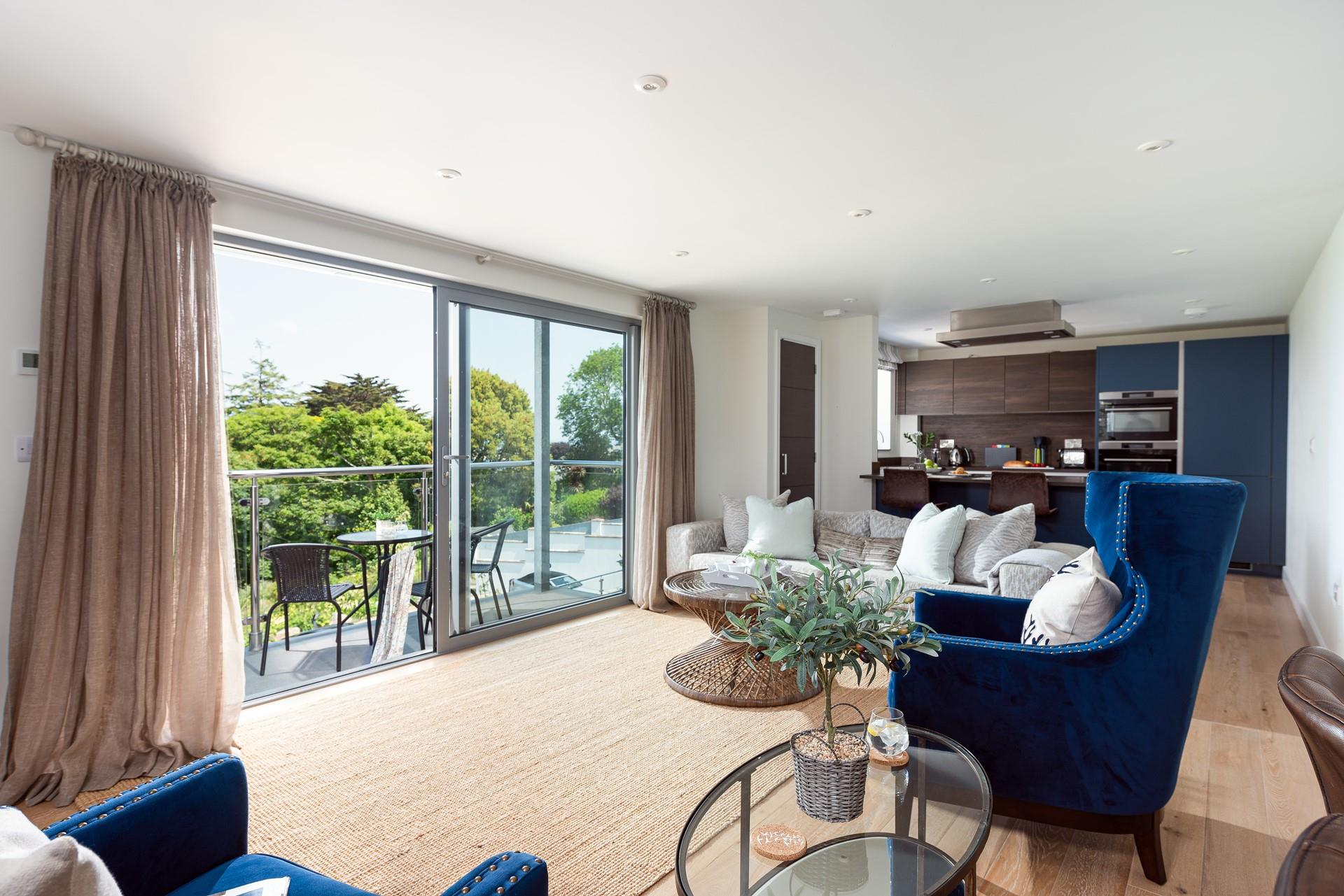 We love the elegant velour chairs in the sitting room; take a seat and let go of the stresses and strains of daily life. 