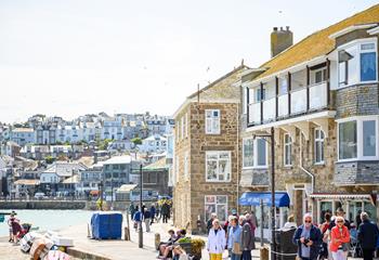 You will be based right in the heart of St Ives. 