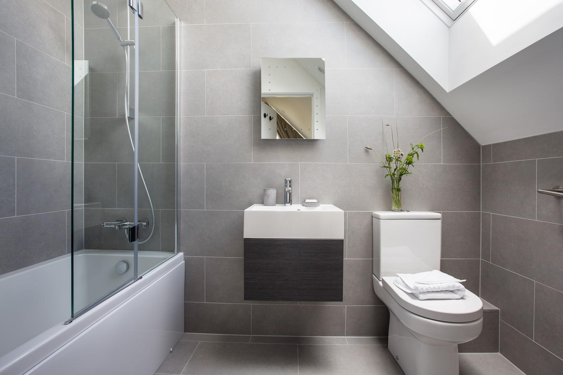 Run yourself a relaxing bath to unwind in the evening.