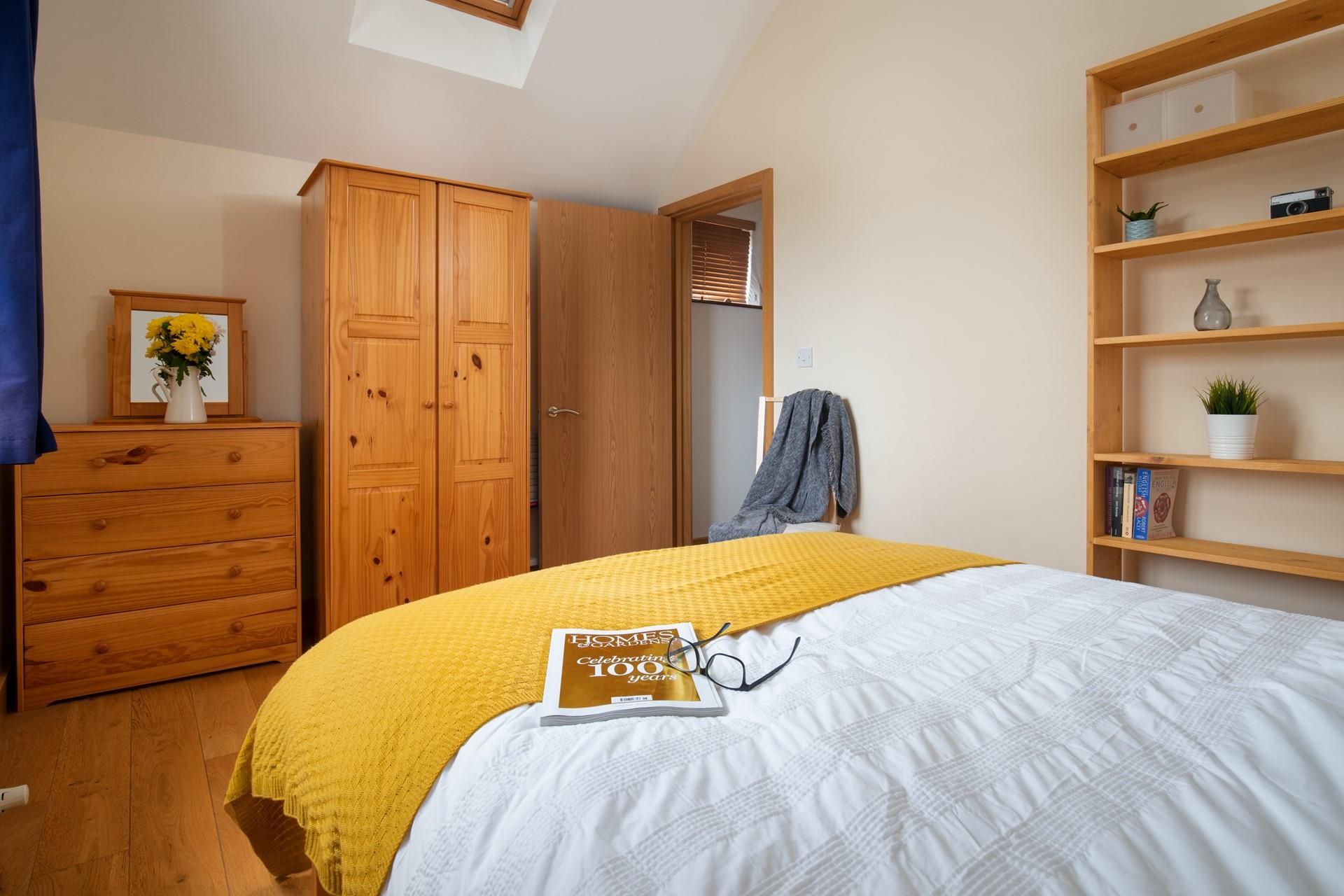 Ample storage offers plenty of room for your holiday attire and any keepsakes you collect along the way!