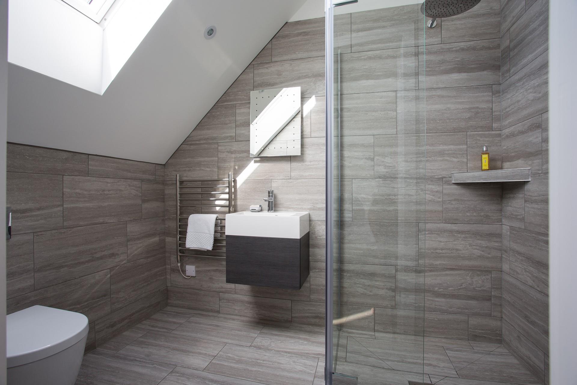 Each bedroom has its own bathroom, so you won't be fighting to get ready for an evening out.