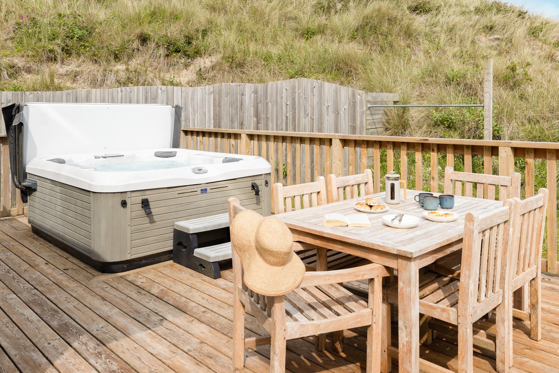 This contemporary property is perfect for making memories with family or friends. 