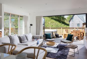 The perfect space for family or friends to enjoy a relaxed break together in the sun.