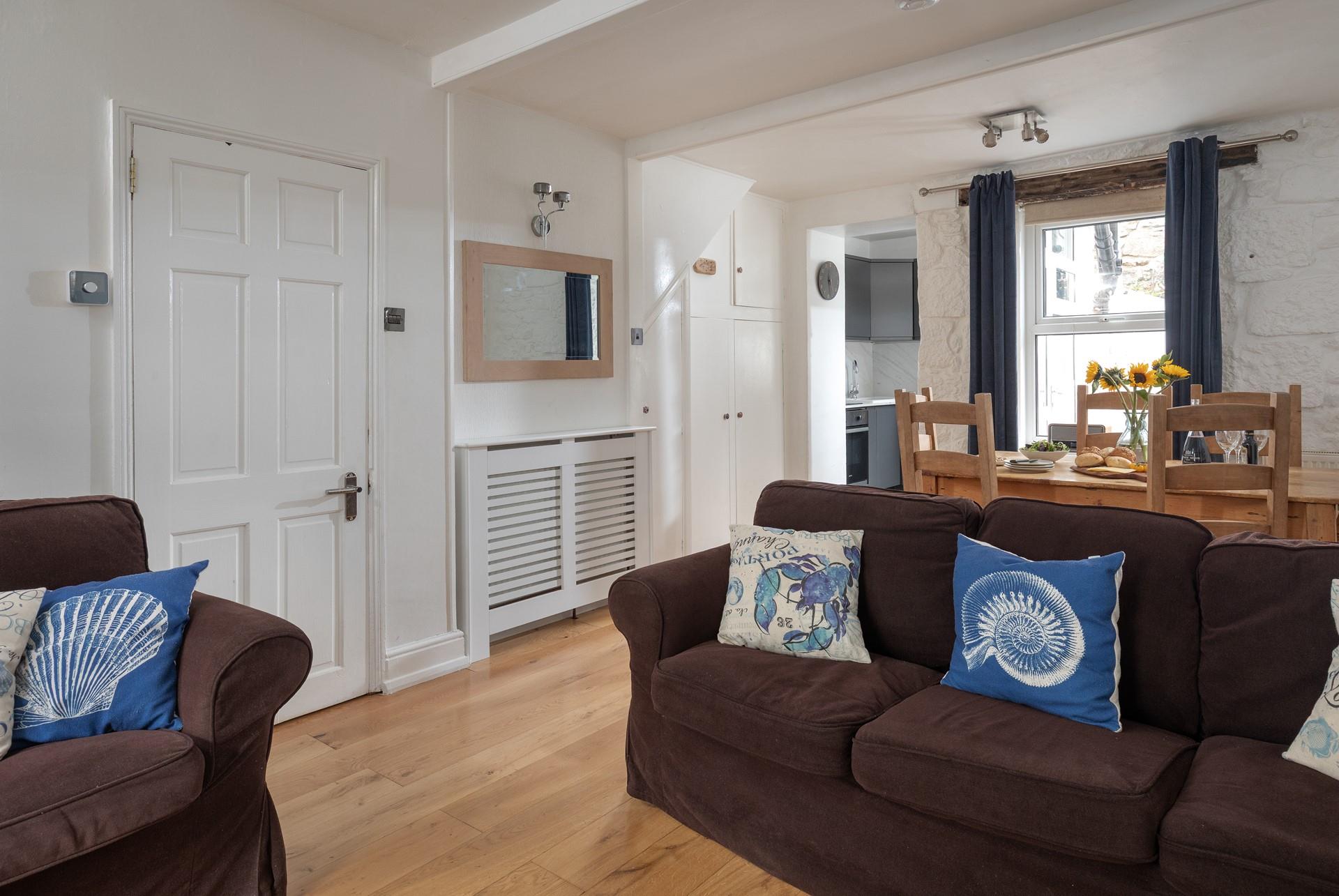 The open living space is cosy and light.