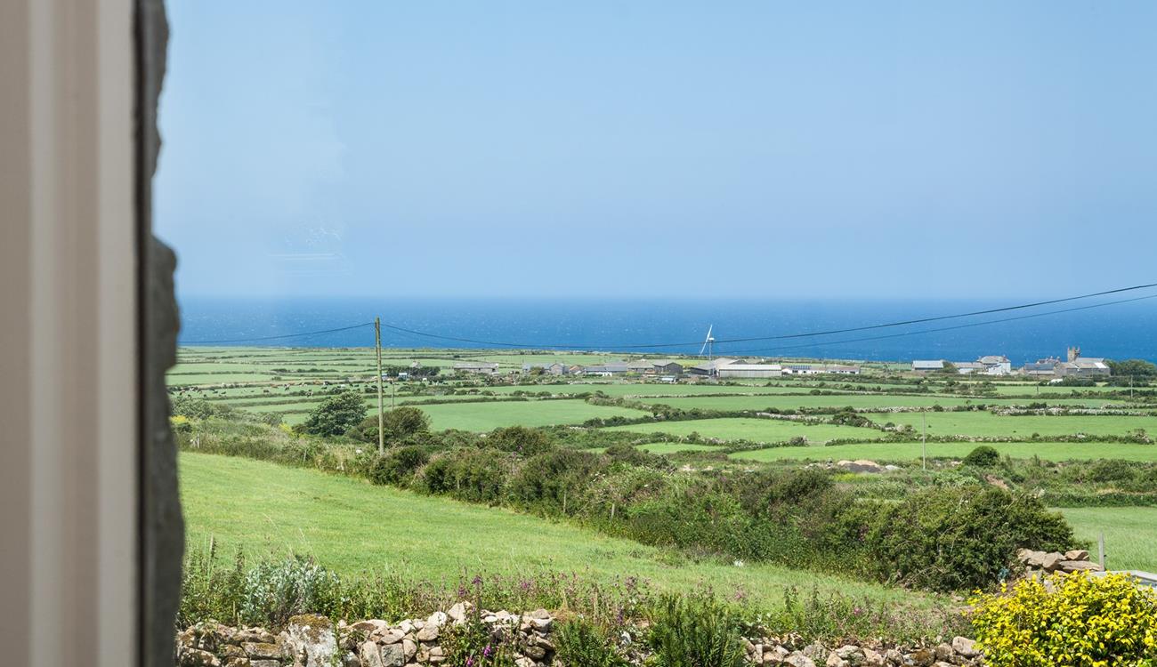 Your furry friends will love having space to play in this rural location.