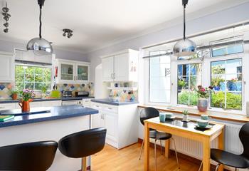 Bright and colourful, you'll love spending time in the kitchen. 