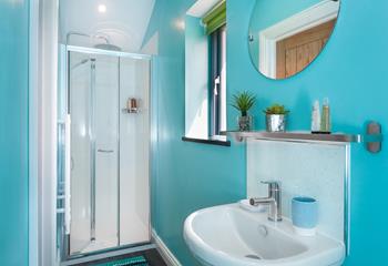 An en suite offers extra room and privacy to get ready.