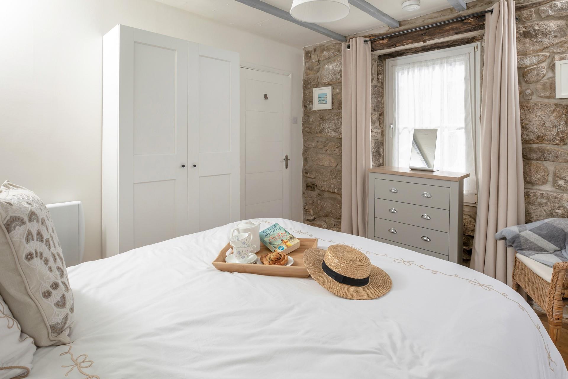 Ample storage ensures there is plenty of room for your belongings as well as any special souvenirs you pick up along the way.