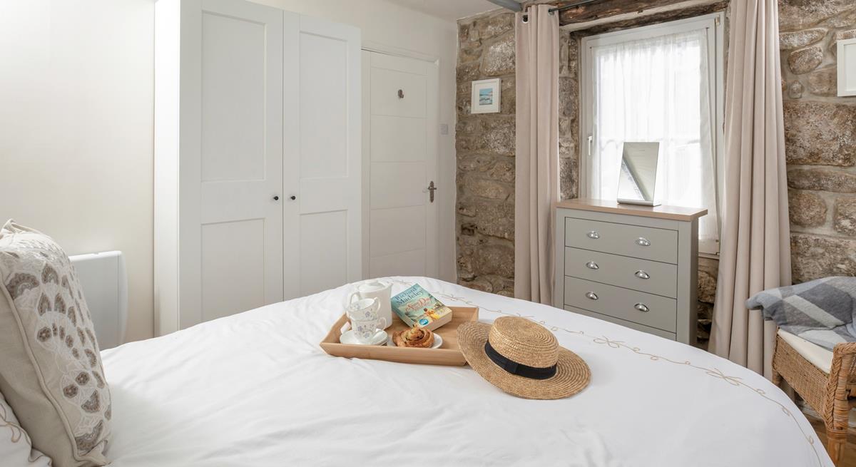 Ample storage ensures there is plenty of room for your belongings as well as any special souvenirs you pick up along the way.