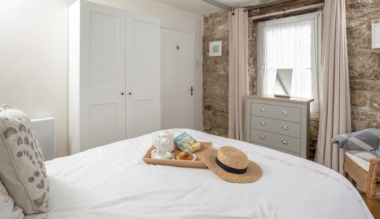 Ample storage ensures there is plenty of room for your belongings as well as any special souvenirs you pick up along the way.