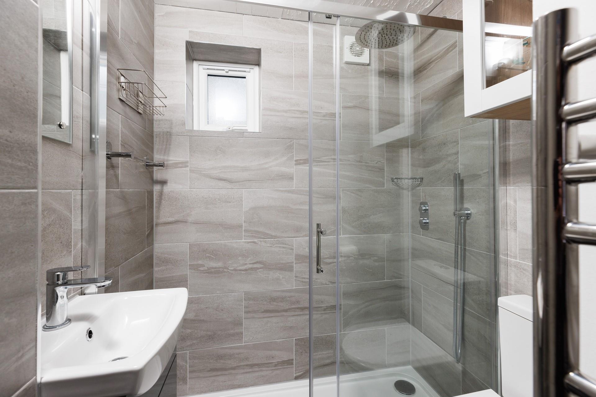 Wash off sandy toes and salty hair in the shower.