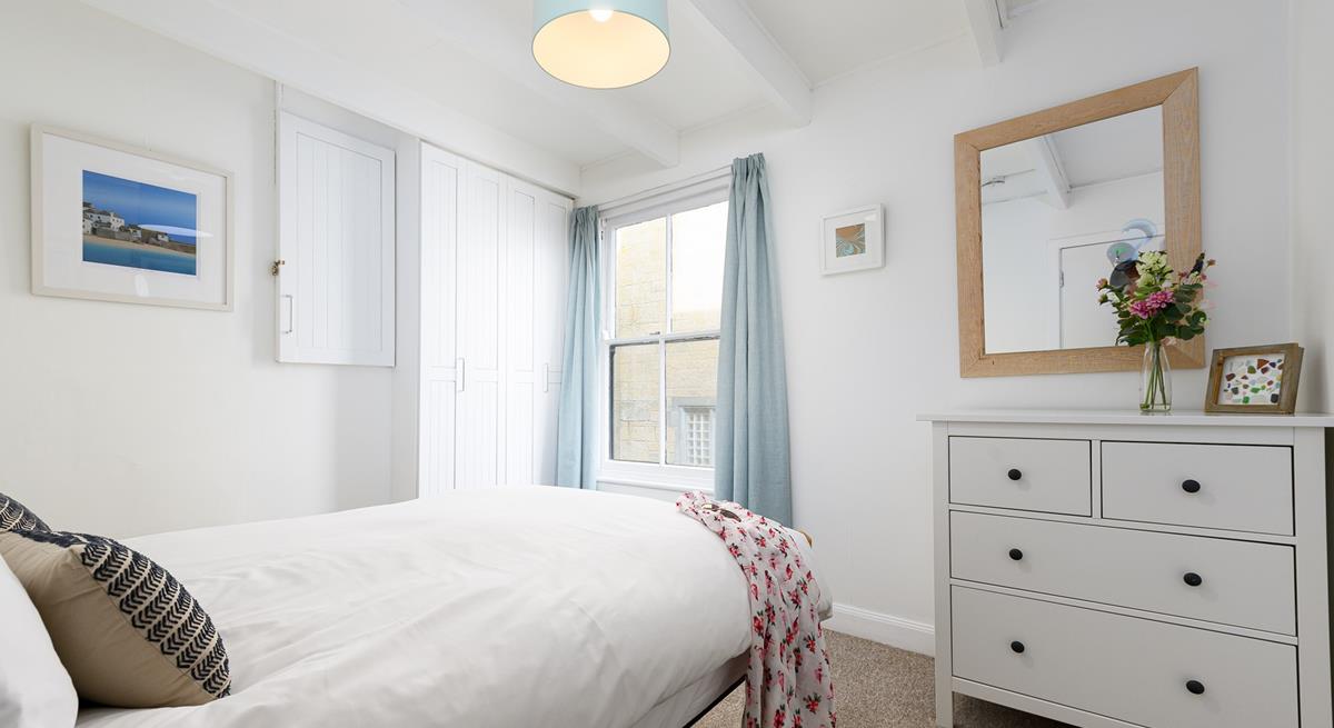 Take your first hot drink of the day back to bed and tuck yourself away whilst listening to St Ives slowly wake up.