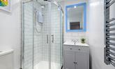 The bathroom has been tastefully designed with modern fixtures and fittings. - Thumbnail Image