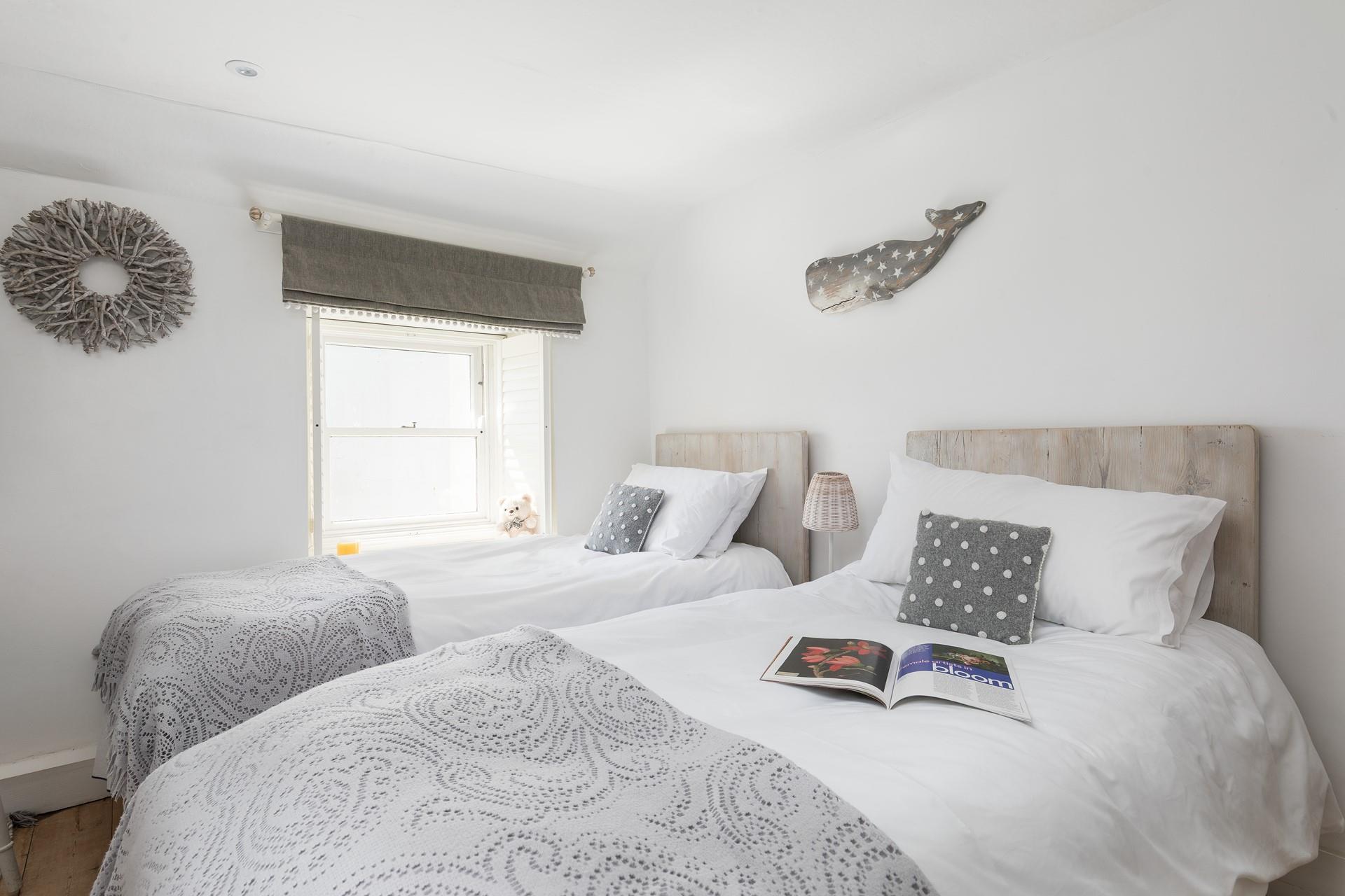 Relax and unwind at Mermaid Cottage and enjoy a restful holiday.