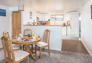 The open plan living space means you can cook whilst still entertaining with the rest of the family.