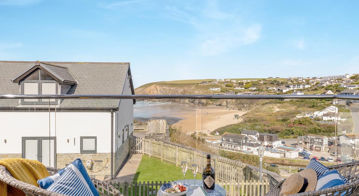 Indulge in your favourite drink as you relax on the balcony listening to the sounds of the sea.