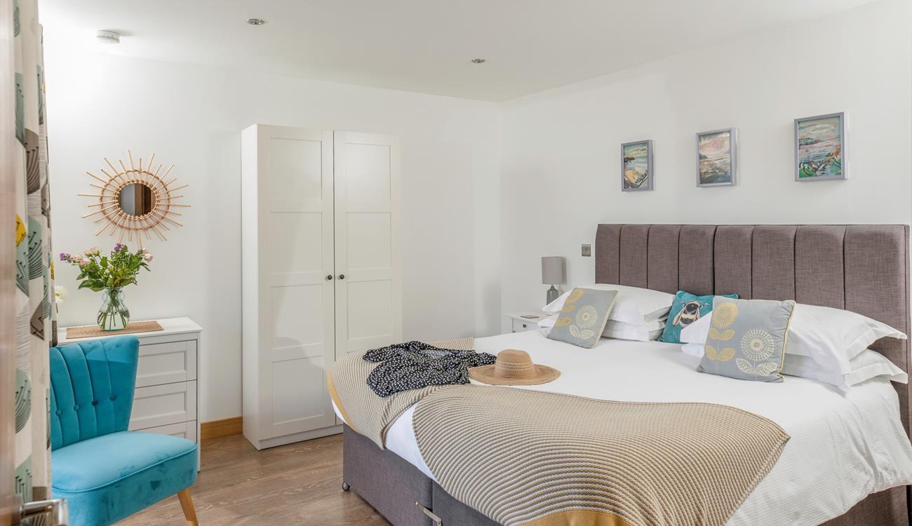 There's plenty of space for storing your holiday wardrobe.