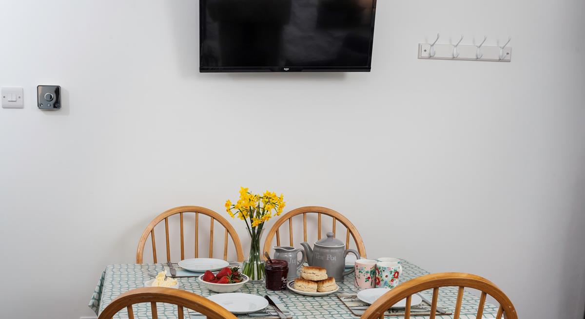 Time for tea! You are a stone's throw from freshly baked scones and Cornish Jam. 