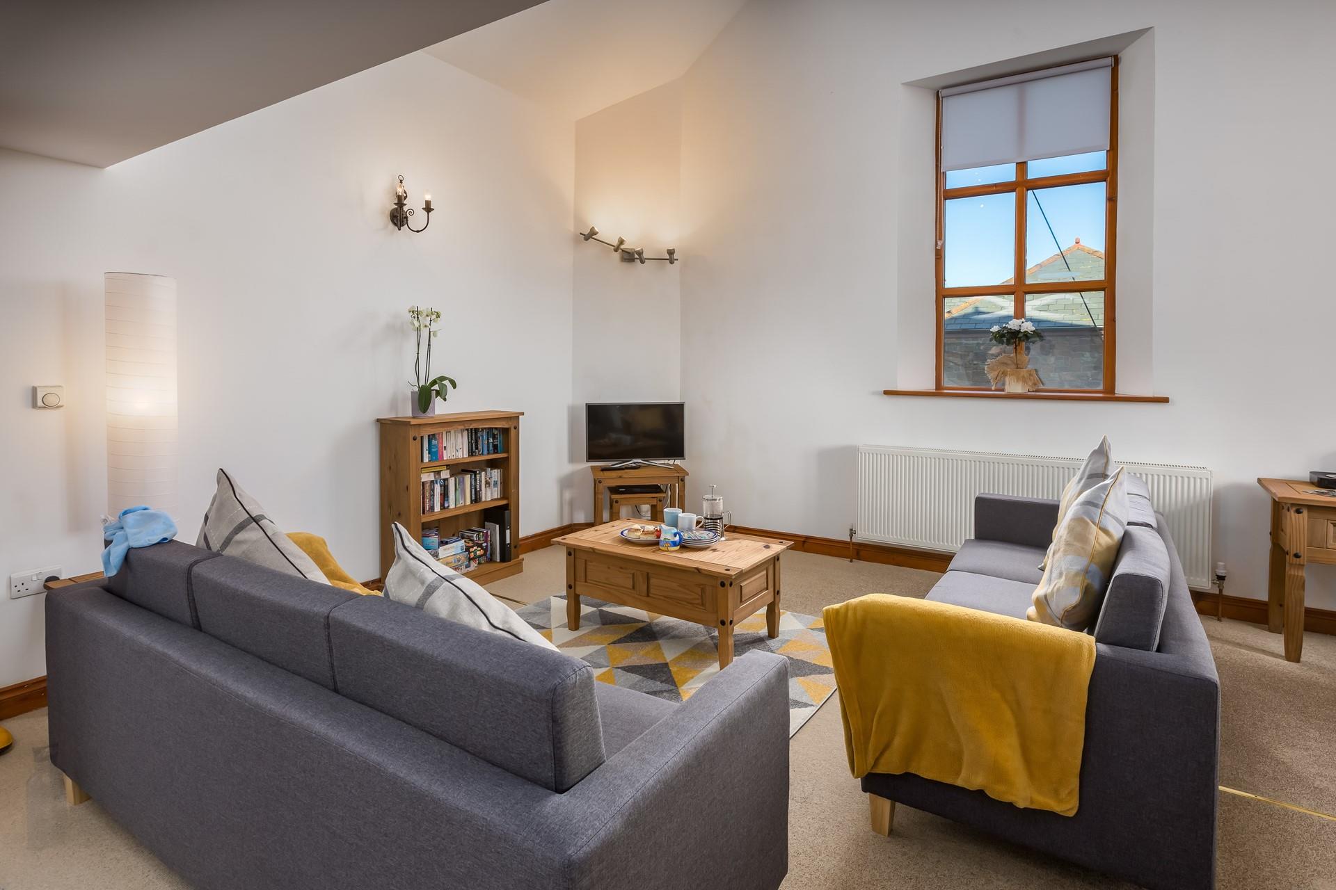 Sink into the comfortable sofas and enjoy a lazy evening with your favourite film on the TV.