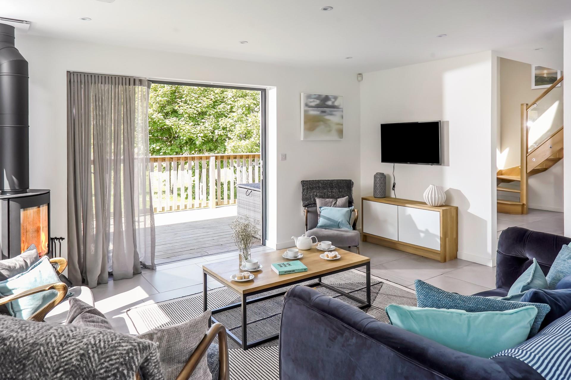 Gather the family around the dining table and spend quality time together over a home-cooked meal.