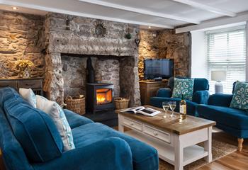The granite walls and traditional homely features fill this cosy cottage with charm.