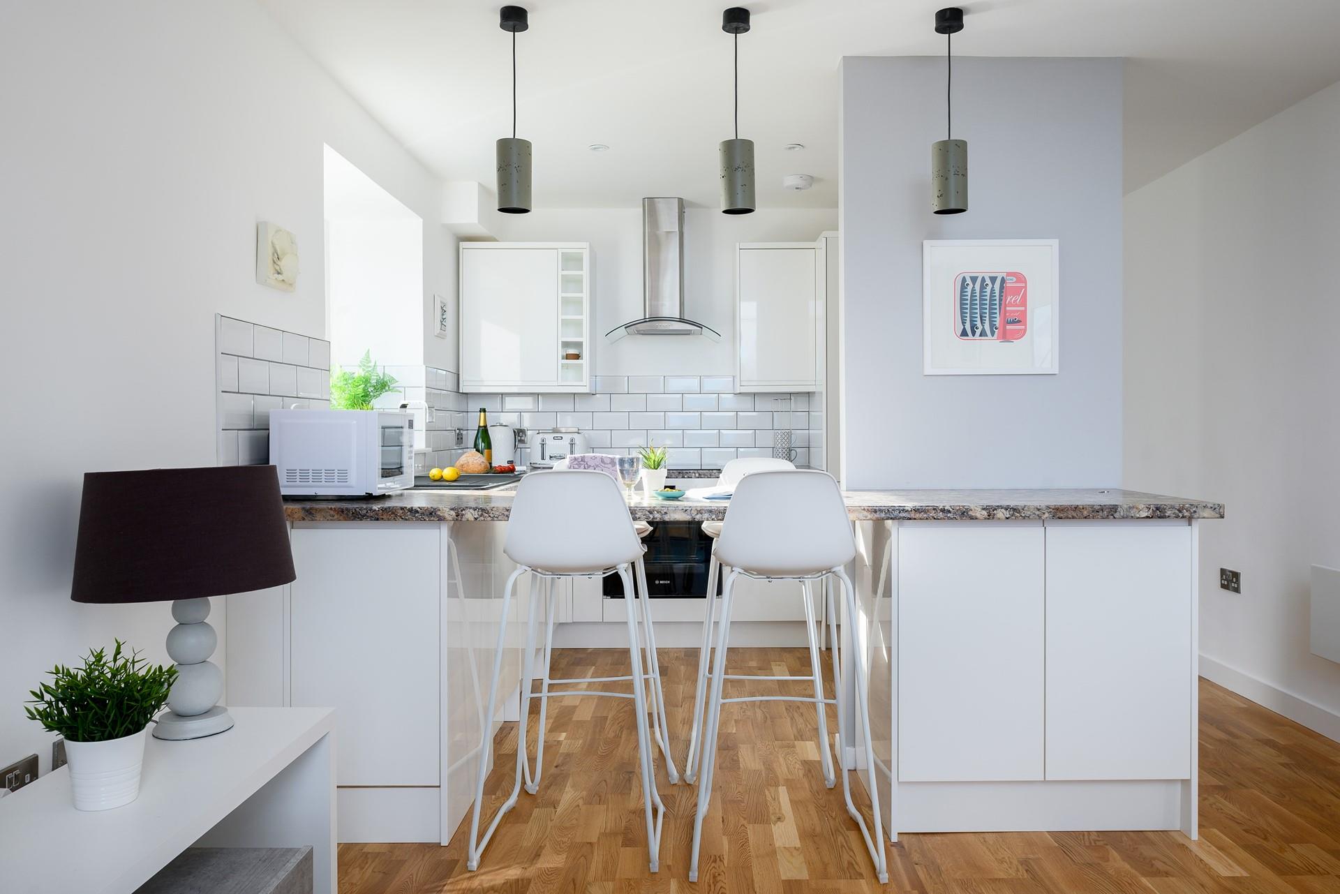 Start the day right and cook your breakfast in the fully equipped kitchen.