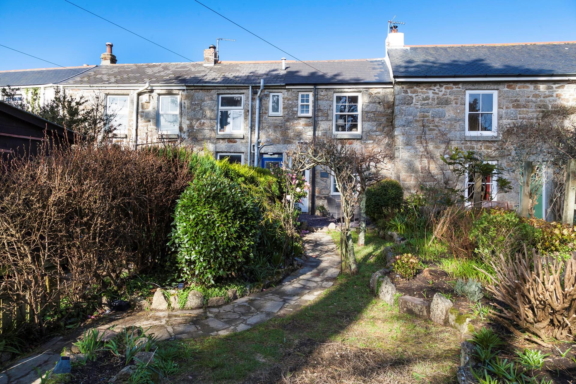 Old Brook Cottage, Mousehole | Aspects Holidays
