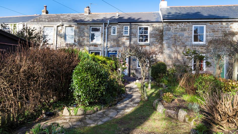 Bs Old Brook Cottage / Old Brook Bed And Breakfast Newfoundland And Labrador Canada Old Brook Cottage, Mousehole | Aspects Holidays