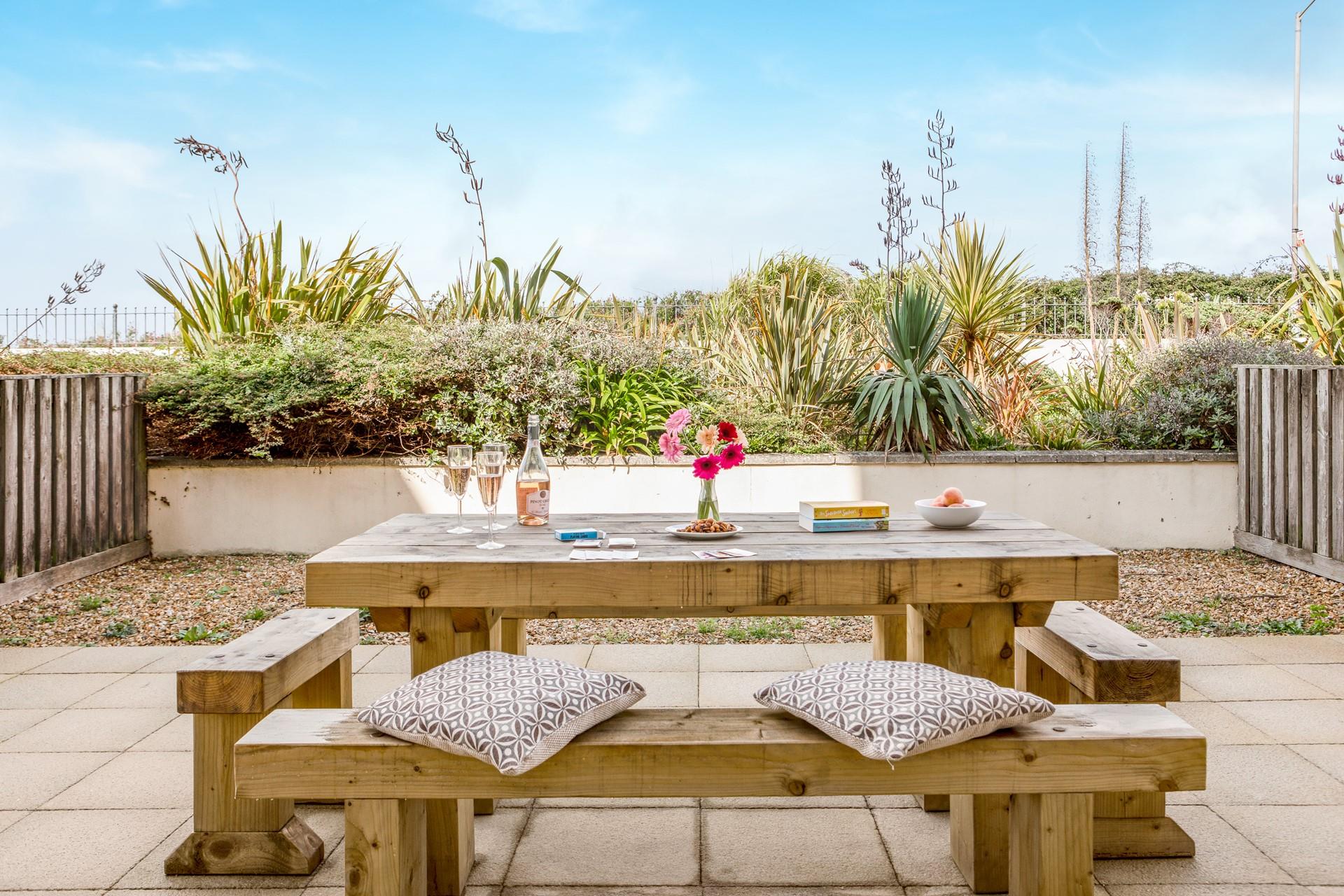 Take your meals al fresco in the summer sunshine.