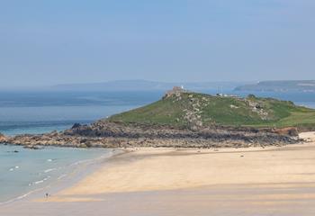 Spend your days relaxing on Porthmeor beach jumping in and out of the sea.