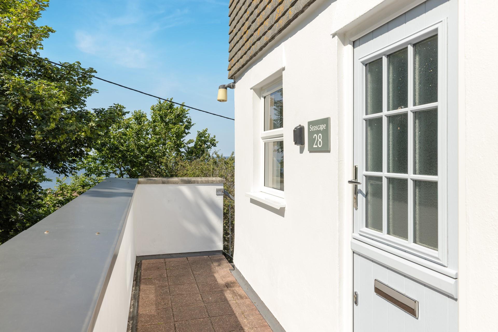 Arrive to glimpses of the sea through the trees!