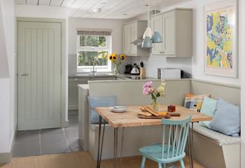 Gather around the dining table and enjoy holiday mealtimes together.