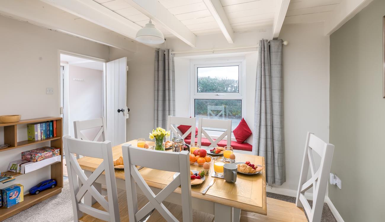 Gather the family around the dining table to spend quality time together at meal times.