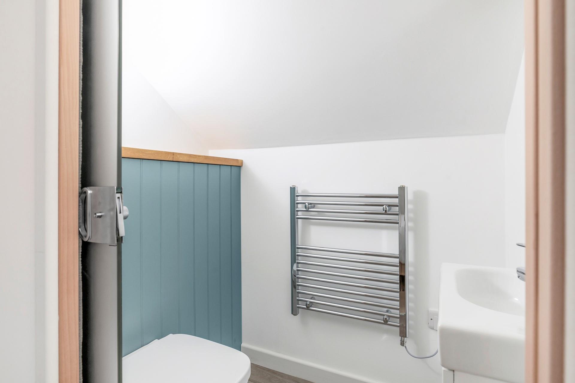 Wake up and wander into the ensuite to get ready for the day.