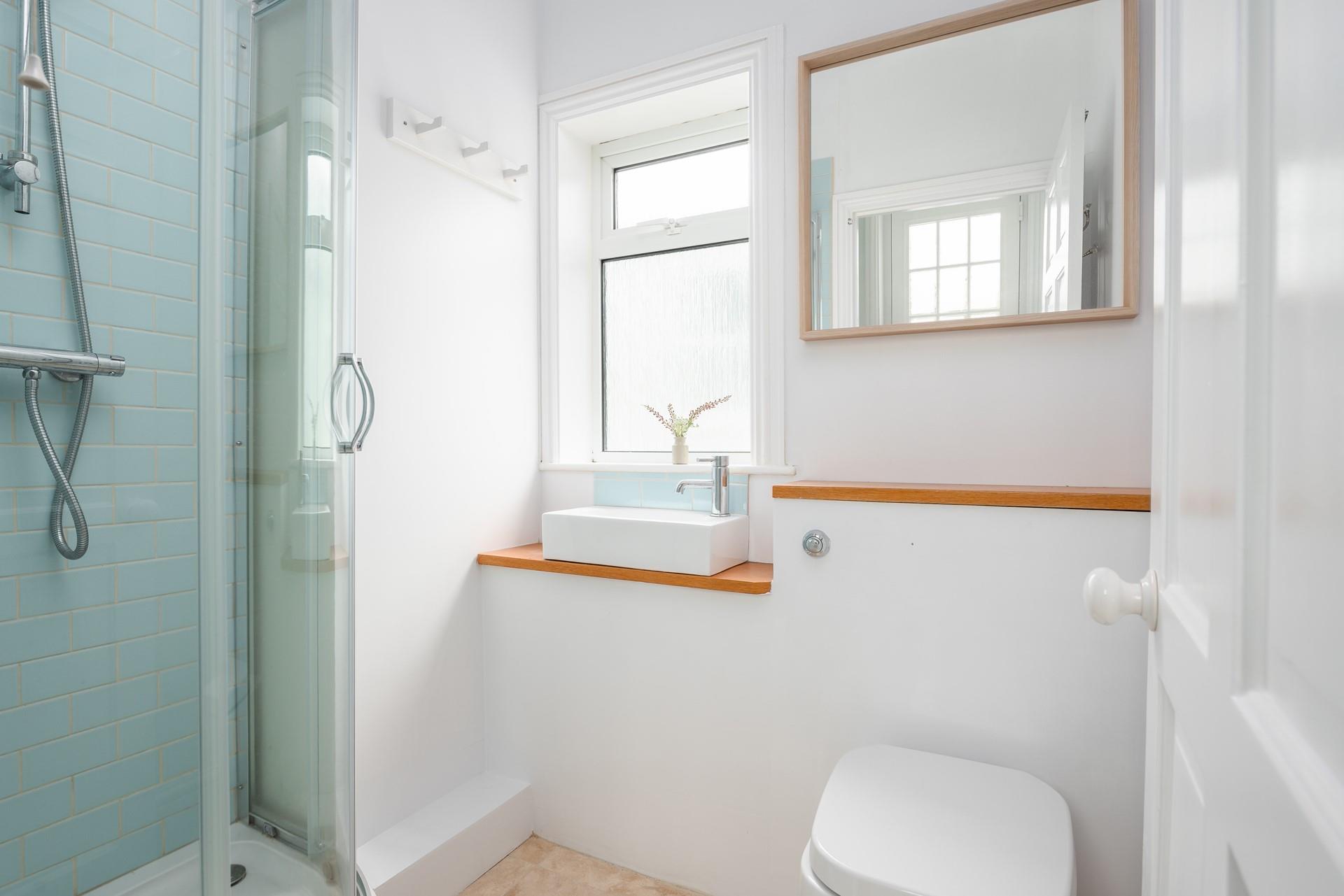 The en suite to bedroom 1 provides complete privacy from the rest of the house.