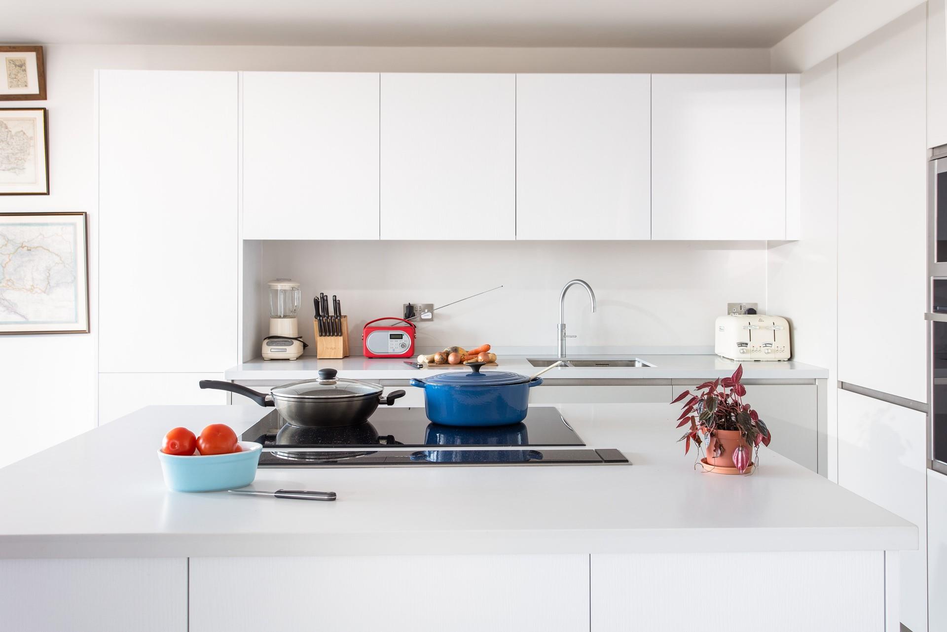 Sleek and stylish, the contemporary kitchen has all you need.