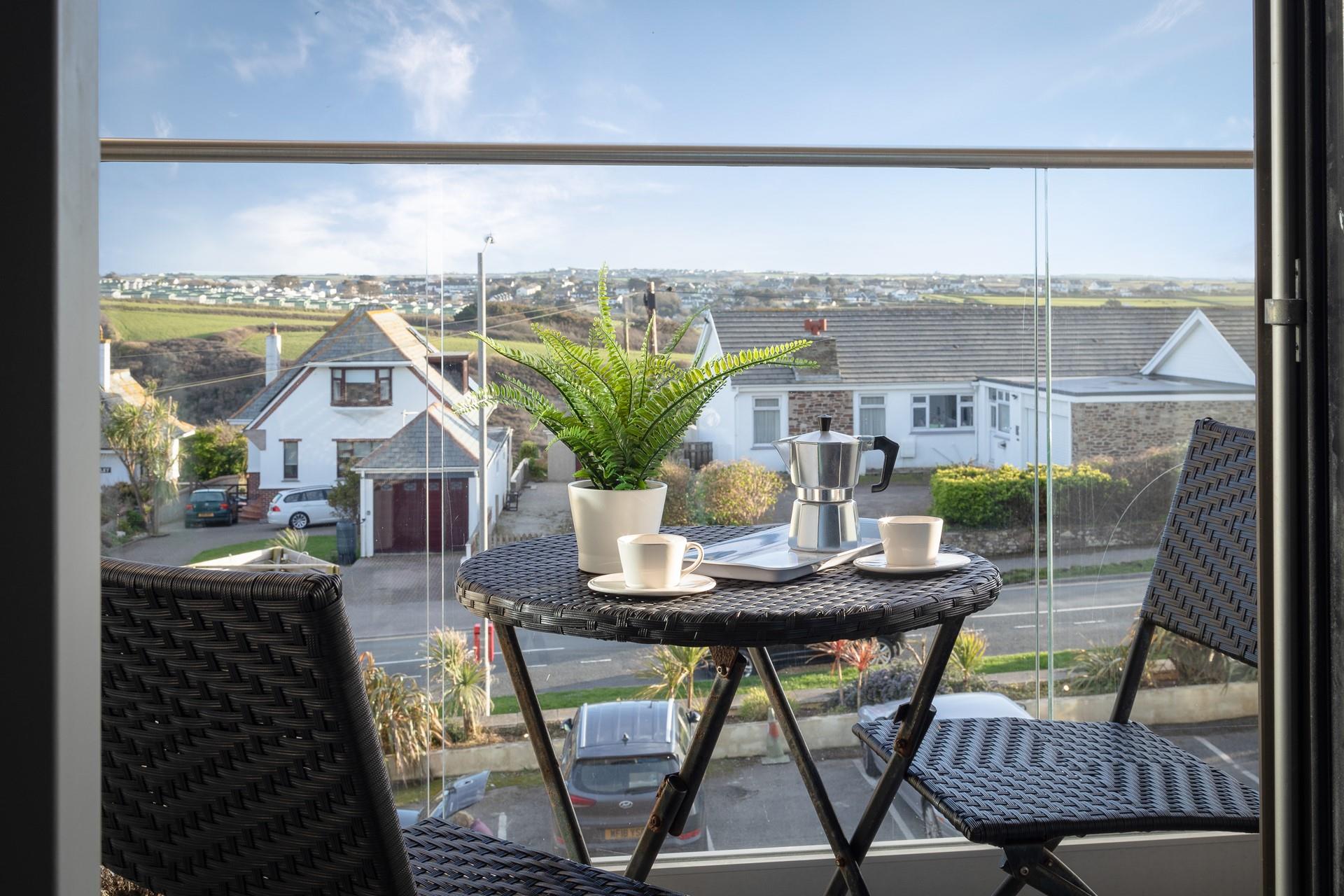 Sit with a morning cup of tea on the south facing balcony, whilst planning the day ahead. 