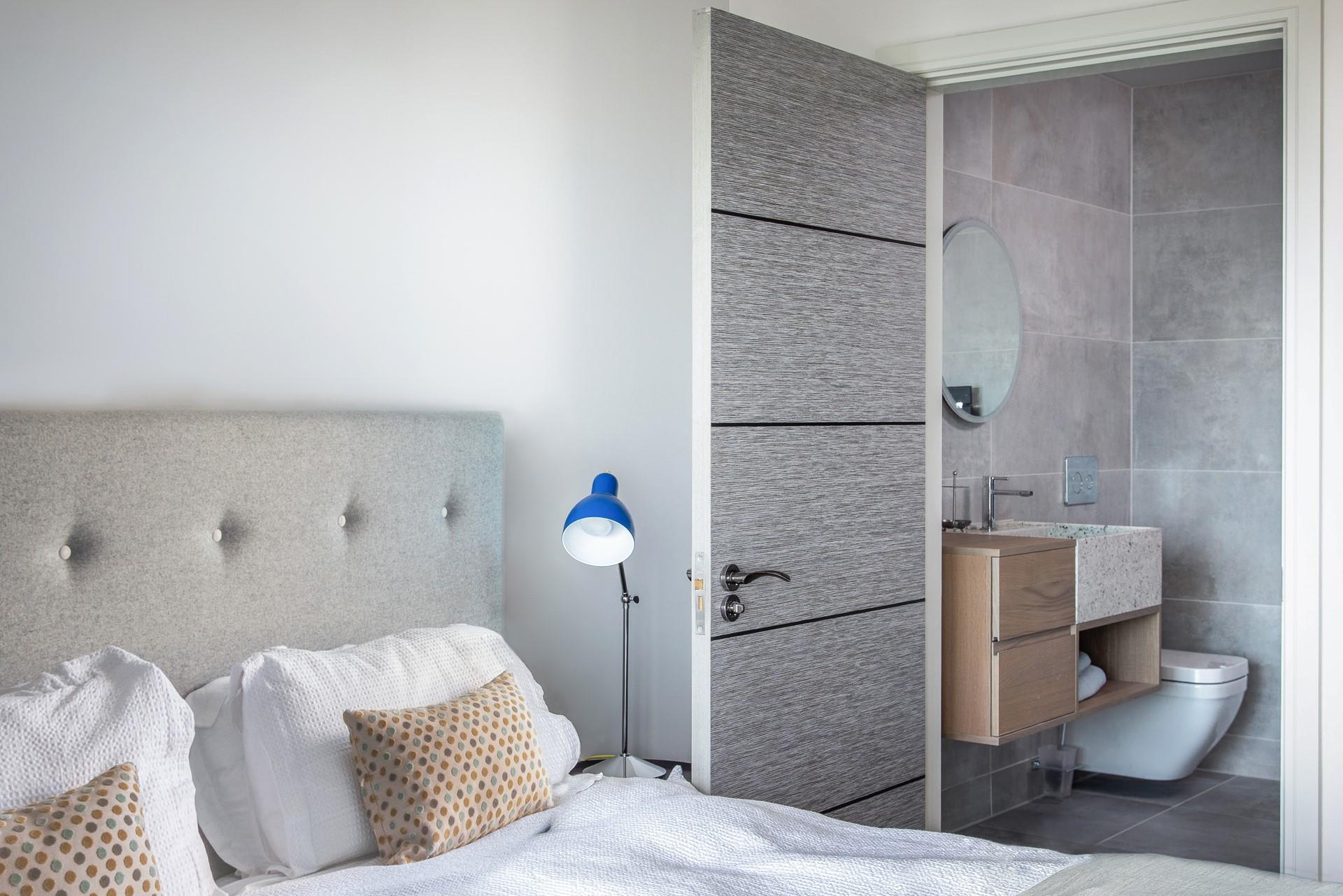 Both bedrooms benefit from an en suite, providing plenty of space for couples and families. 