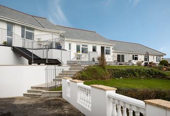 The property's location is ideal for exploring the quaint harbour village of Mevagissey!