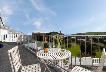 Pour yourself a glass of something chilled and admire the striking and far-reaching rural views on the private patio area.