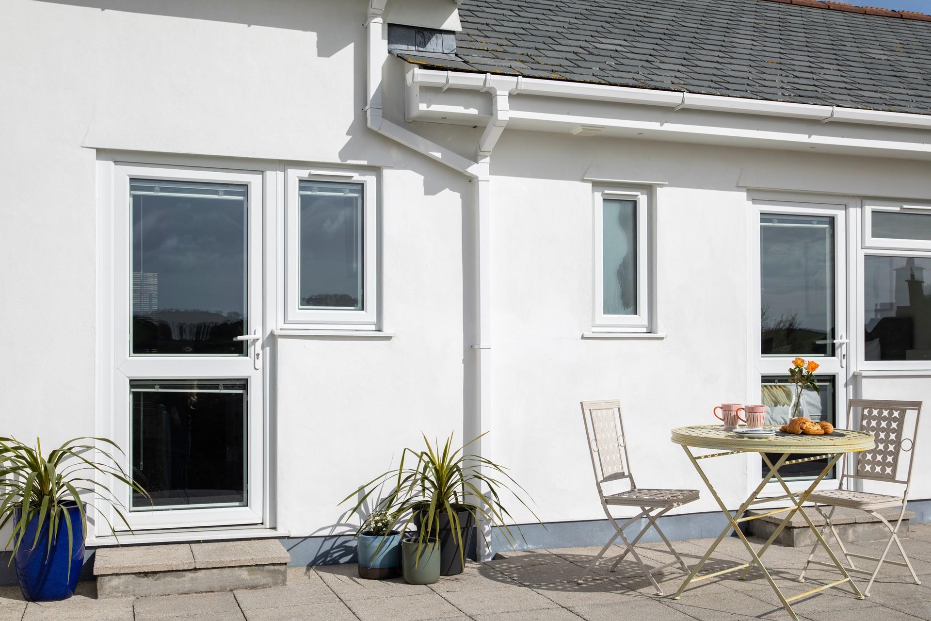 On warm summer evenings buy in some local produce, whip up a delicious meal and dine al fresco on the patio!