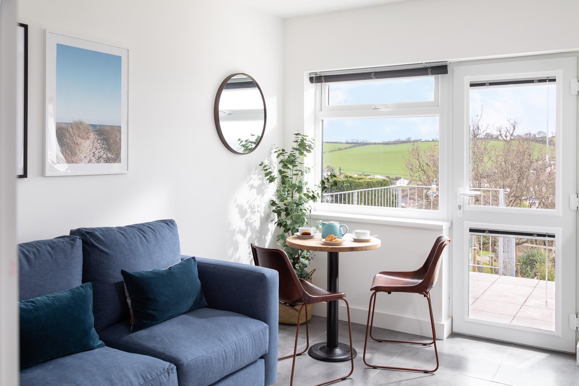A bright and airy bolthole for two, Sapphire View is perfectly placed for exploring Mevagissey and the surrounding area.