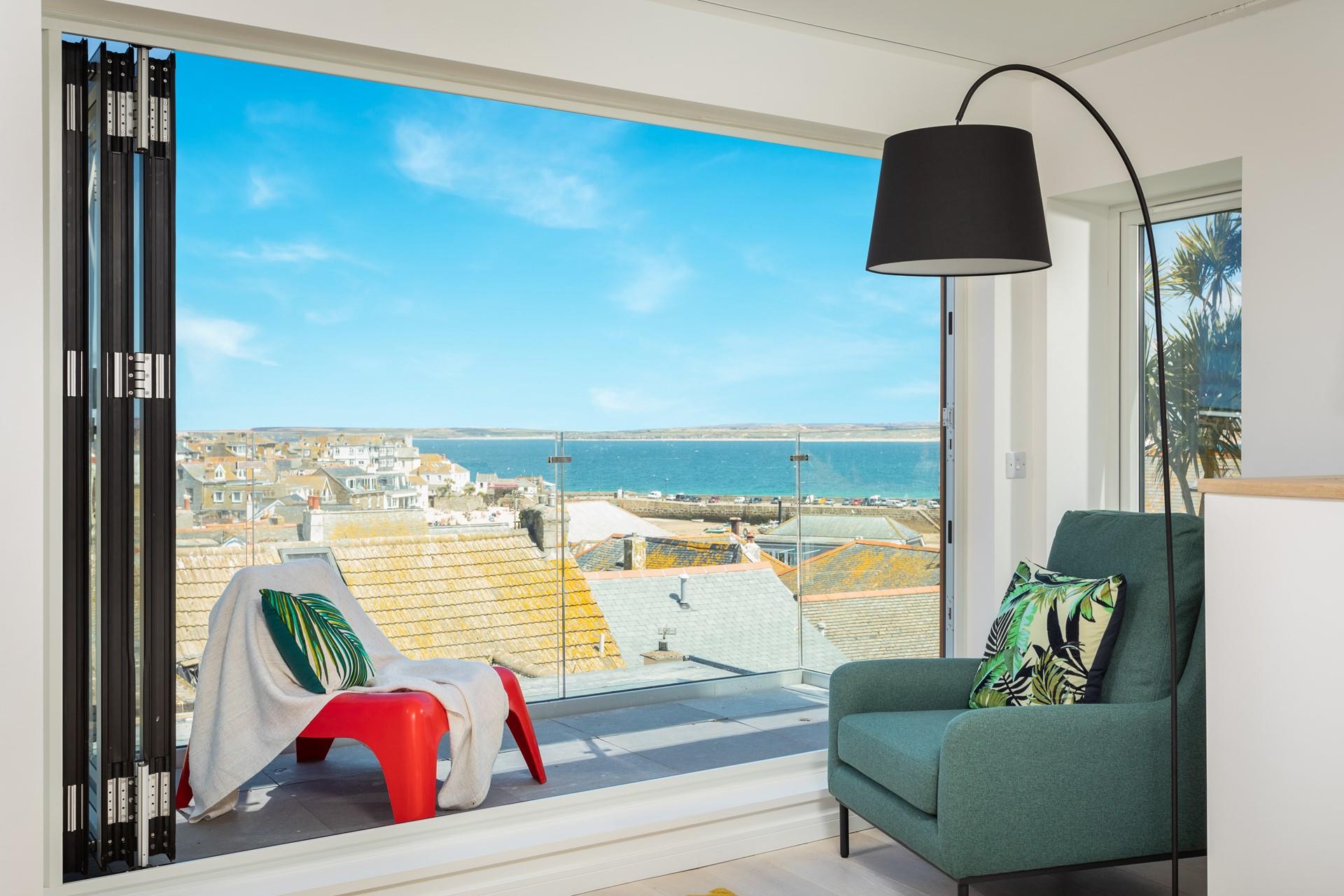 Wake up to beautiful sea views every morning and enjoy your morning cuppa on the balcony taking it all in. 