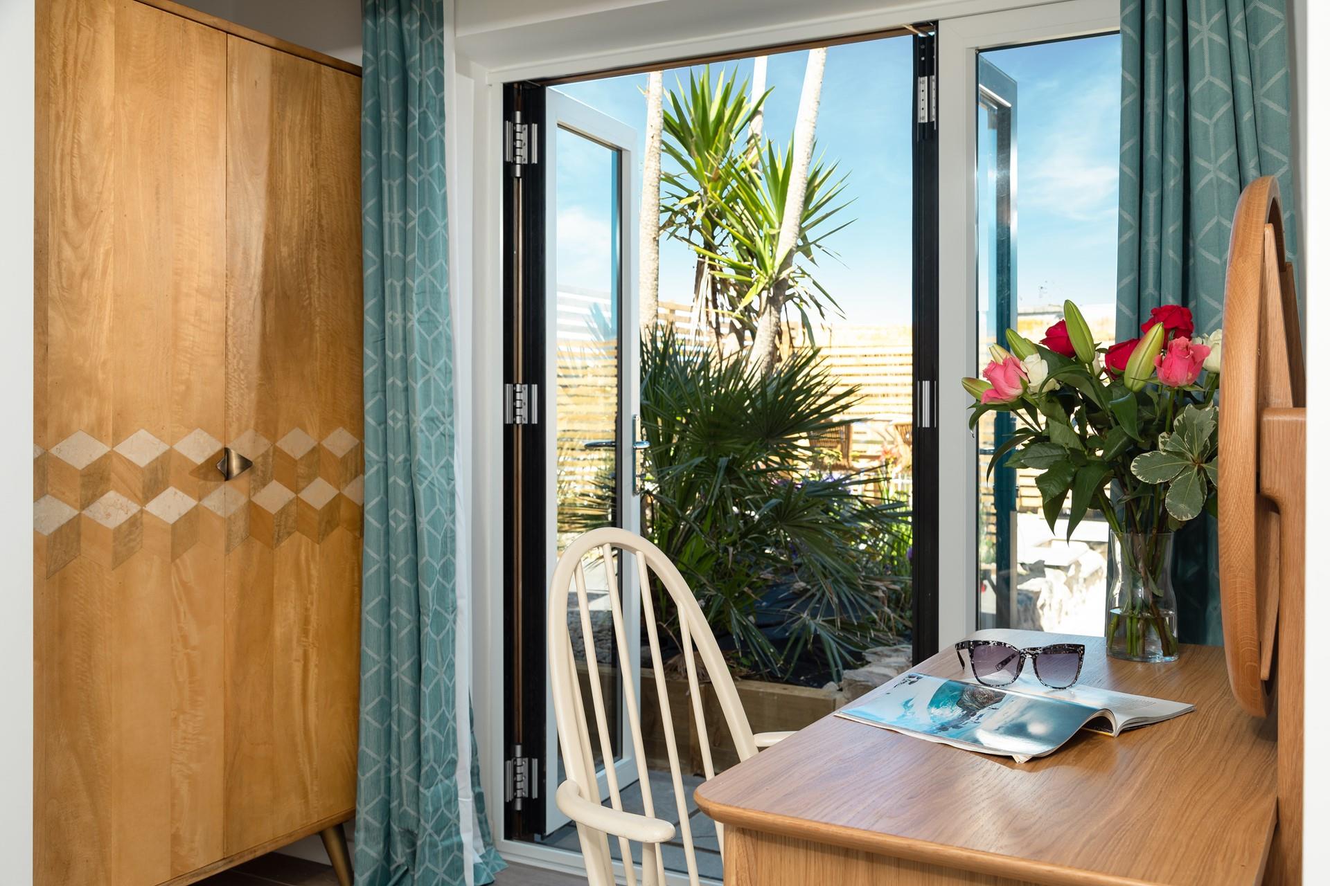 The Studio offers allocated parking so explore beyond West Cornwall, and see what the South Coast has to offer too. 